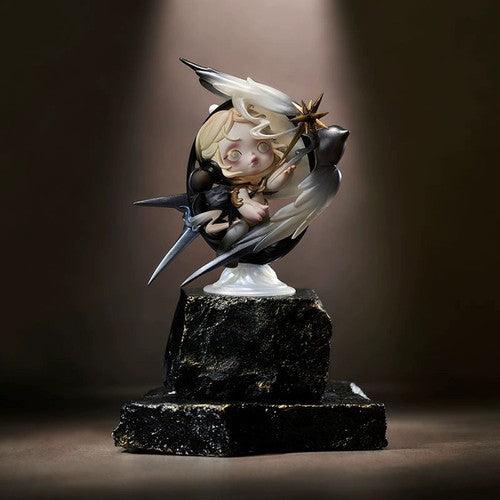 SKULLPANDA The Compass of Light Figure